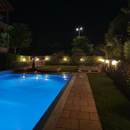 Garda Felice Leilighet Desenzano del Garda Eksteriør bilde