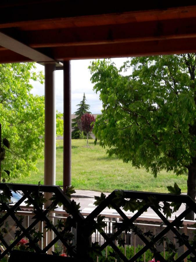 Garda Felice Leilighet Desenzano del Garda Eksteriør bilde