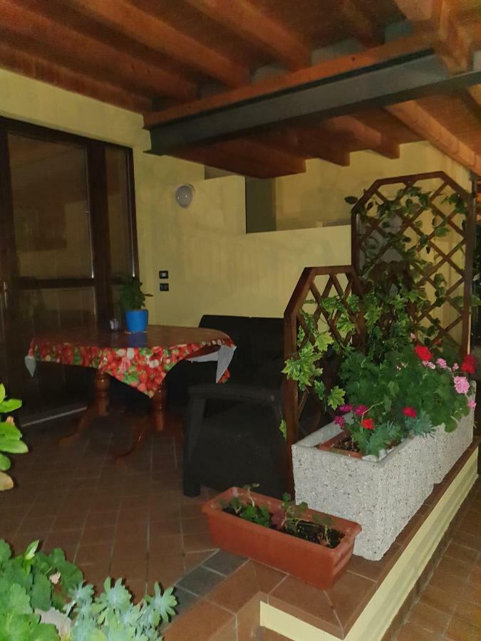 Garda Felice Leilighet Desenzano del Garda Eksteriør bilde